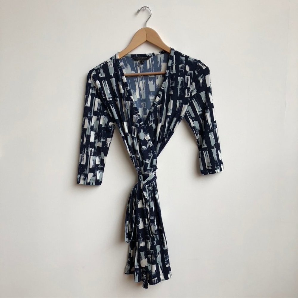 banana republic | graphic wrap dress